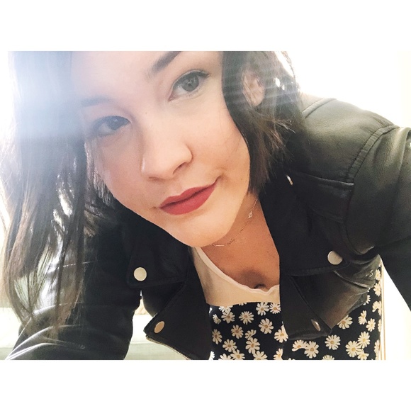 Meet your Posher, Molly - Picture 1 of 1